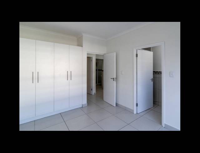 2 BEDROOM APARTMENT FOR SALE IN UMHLANGA RIDGE